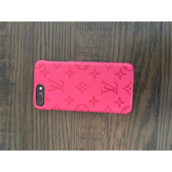 Louis Vuitton Pink Mahina Leather Phone Case – iPhone 7/8 Plus - Picture 5 of 6